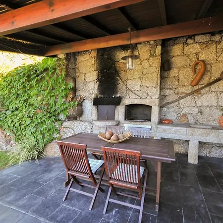 Sleeps 6 Pool Wifi