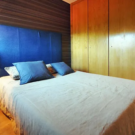 Sleeps 6 Pool Wifi Villa *